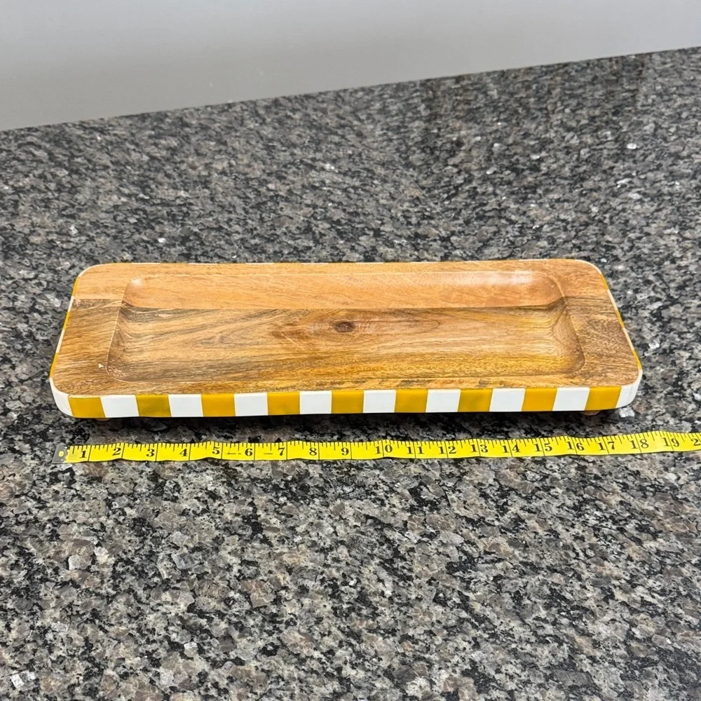 Striped yellow Wooden serving Tray - Picture 7 of 13